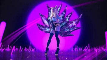 Najlepsze cosplaye - Ahri z K/DA z gry League of Legends