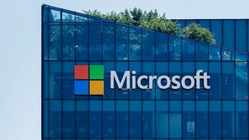 W trosce o AI Microsoft może pozbyć się 25% pracowników. 60 tysięcy osób miało dostać bardzo wymowną propozycję