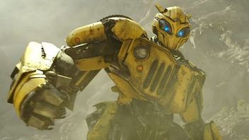 Optimus Prime w klasycznym wydaniu na nowych zdjęciach z Bumblebee
