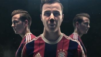 Pro Evolution Soccer 2015 zadebiutowało na rynku; next-genowa wersja daje radę