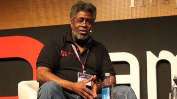 Mike Pondsmith w Polsce. Twórca Cyberpunka zawita na Pyrkon 2020