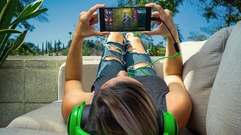 Razer Phone to gamingowy telefon z 8 GB RAM-u i i ekranem 120 Hz