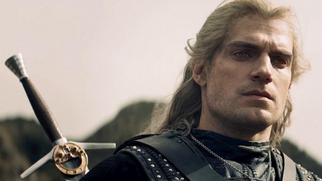 Henry Cavill dziękuje fanom za oglądanie Wiedźmina Netflixa.