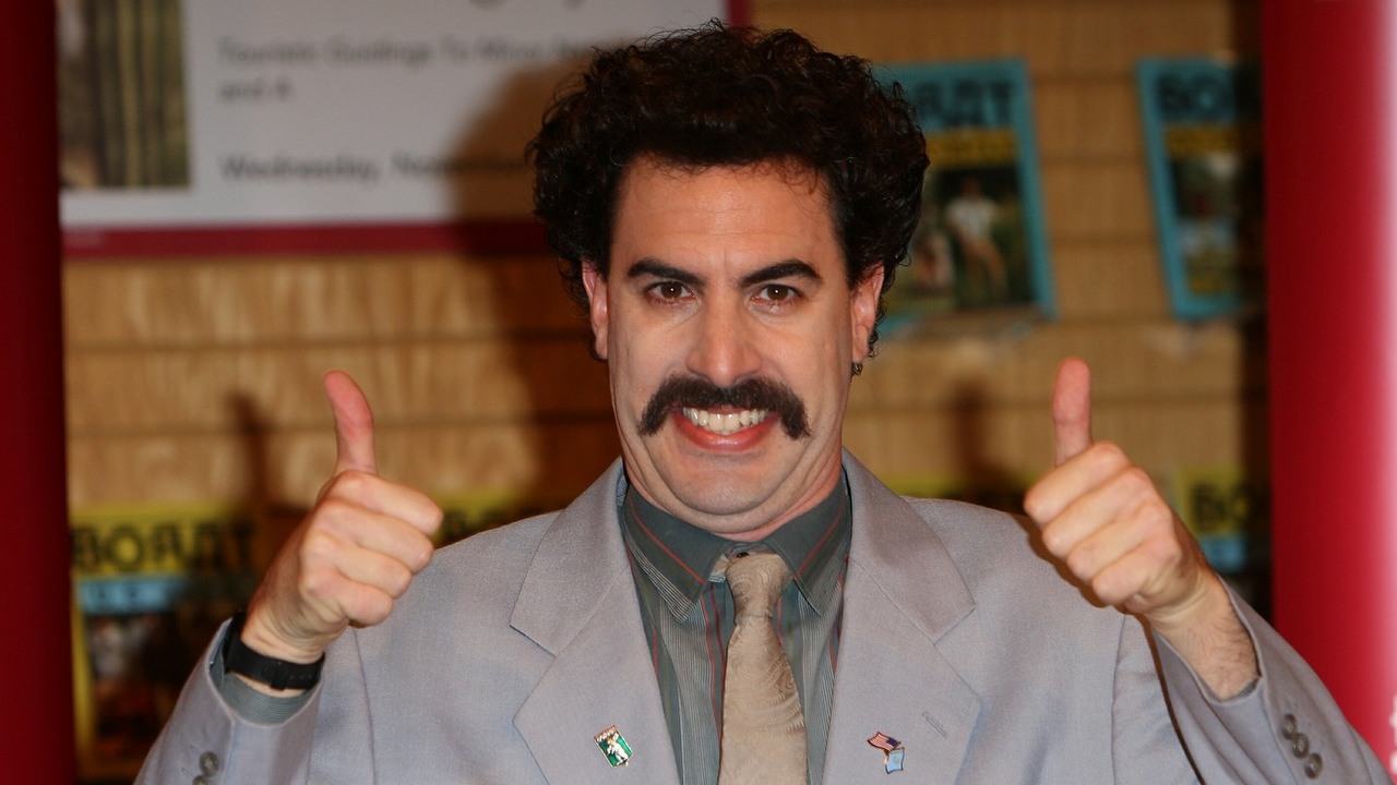 Recenzje filmu Borat 2 - Sacha Baron Cohen bawi i przeraża.