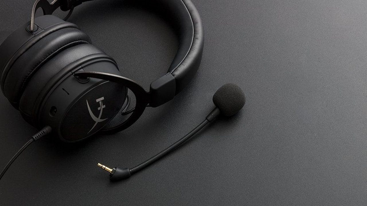 Akcesoria dla graczy w newsletterowej promocji w Morele.net.