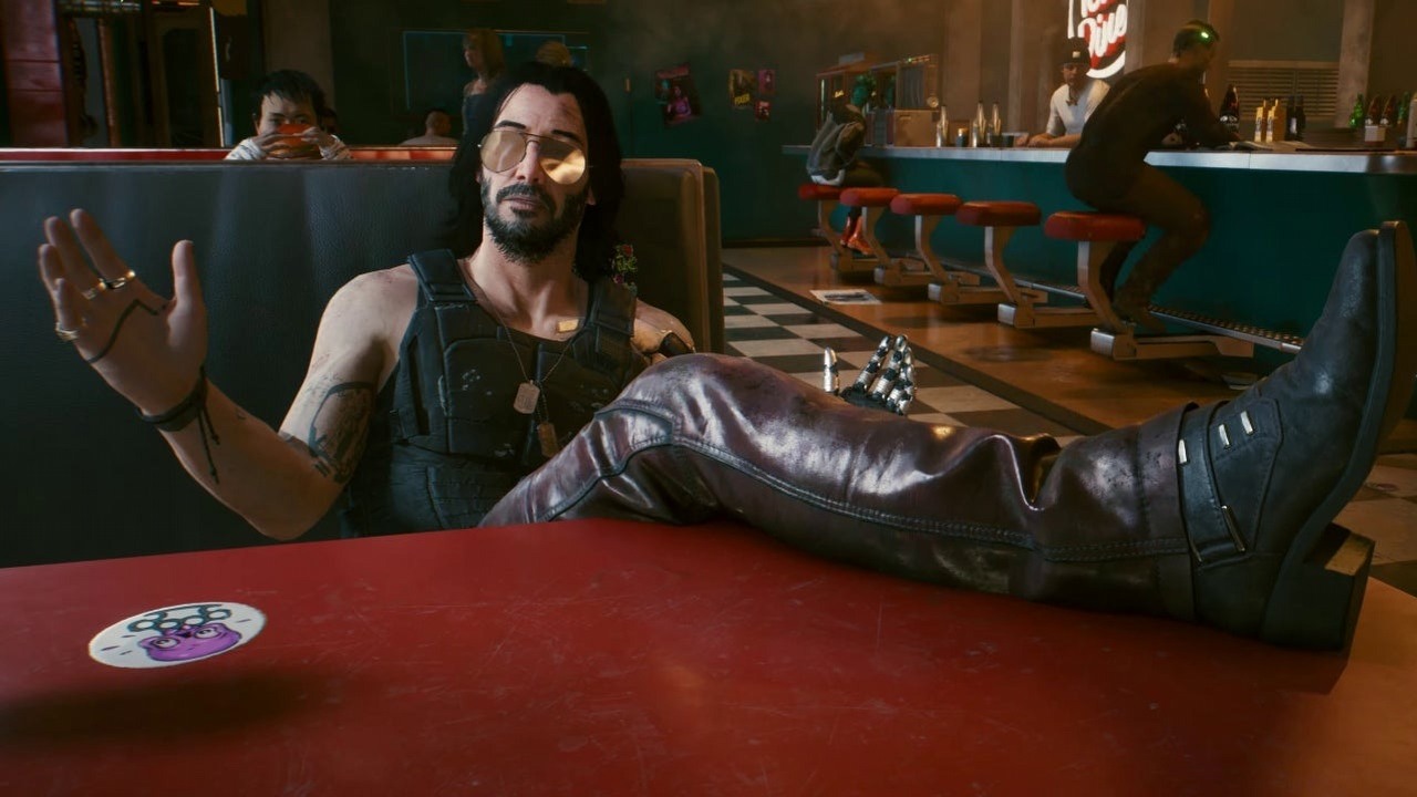 Cyberpunk 2077 działa „zaskakująco dobrze” na PS4 i Xbox One.