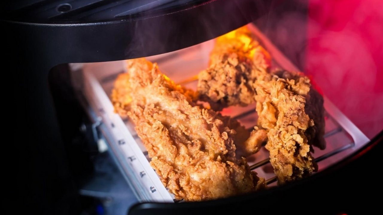 KFConsole to konsola od KFC celująca w 4K i 240 FPS.