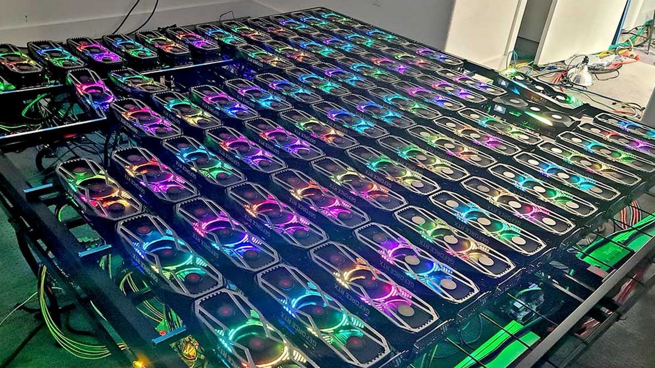 Koparka kryptowalut z 78 kartami RTX 3080. Inwestycja zwróci się w 7 miesięcy.