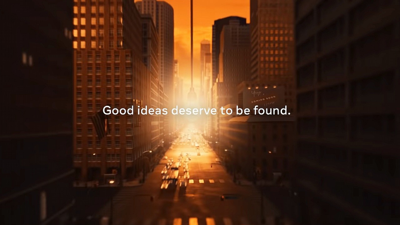 Facebook reklamą promuje śledzenie użytkowników.