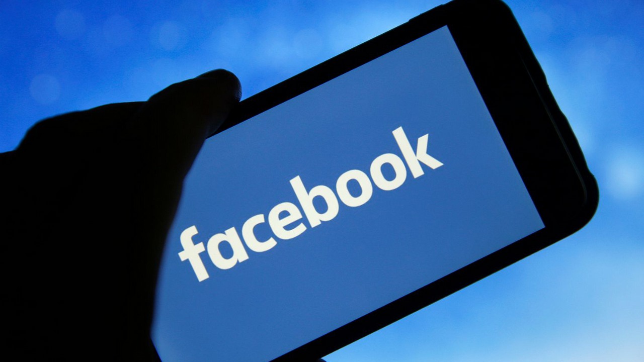 Facebook nie ostrzeże użytkowników dotkniętych wyciekiem danych.