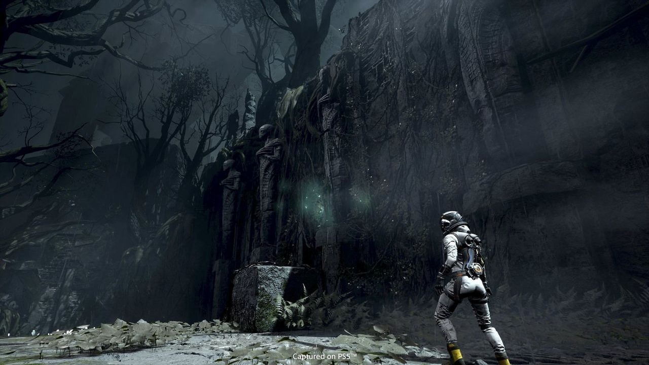 Recenzje Returnal - świetnego tytułu tylko na PS5.