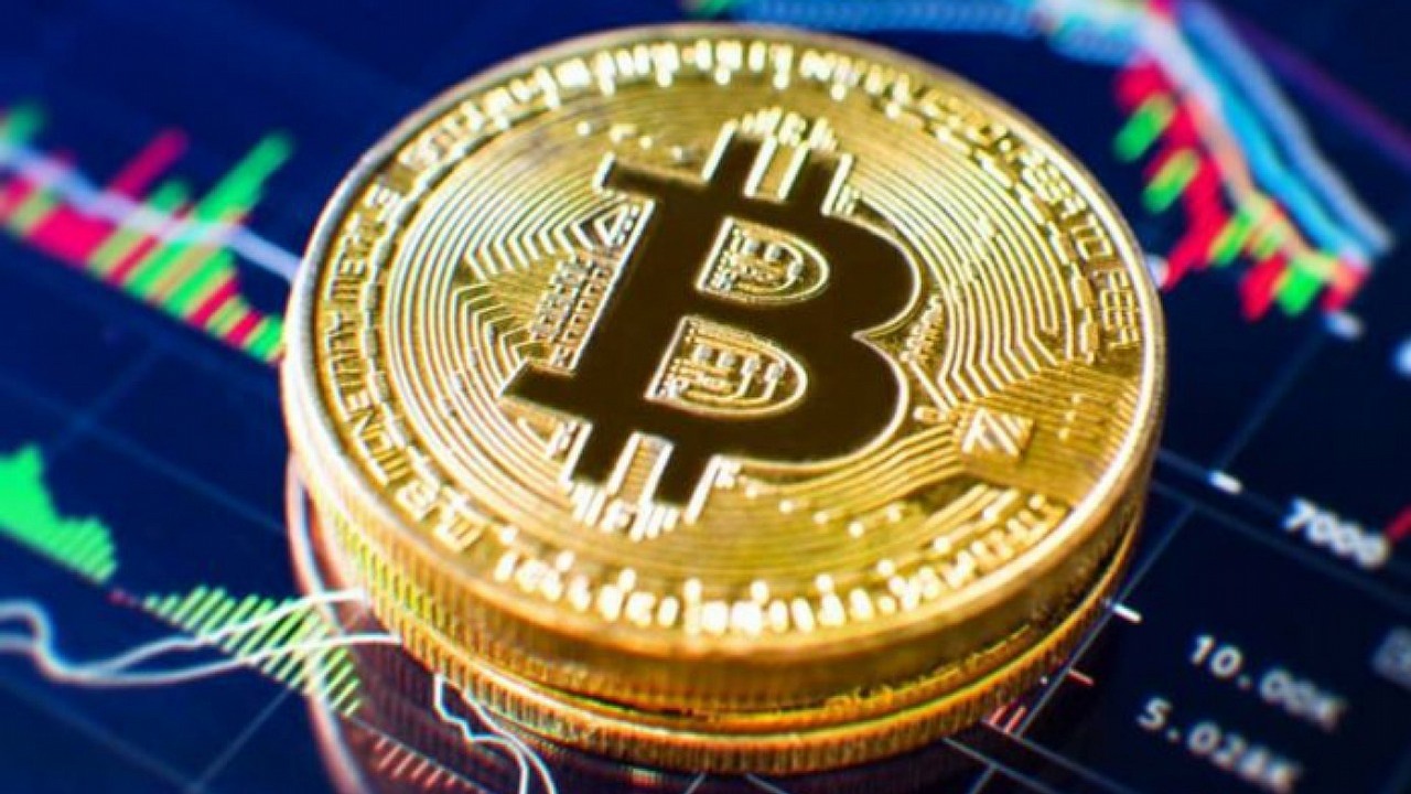 Chiny zakazują handlu kryptowalutami; bitcoin najtańszy od miesięcy.