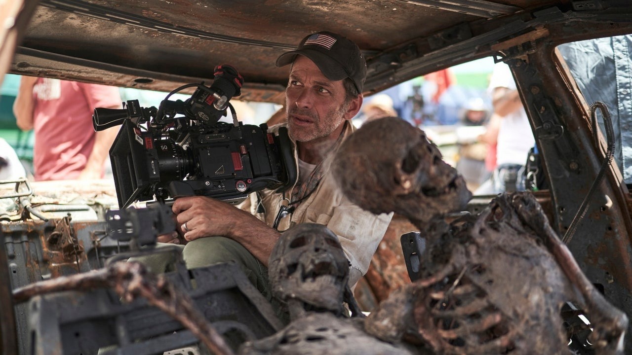 Zack Snyder reaguje na zombie w grach wideo. Na tapecie The Last of Us i Letf 4 Dead.