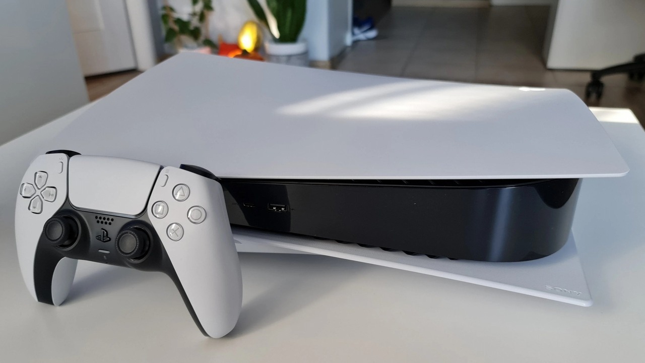 Sony ma pracować nad nową rewizją PS5; konsola wkrótce zacznie zarabiać.