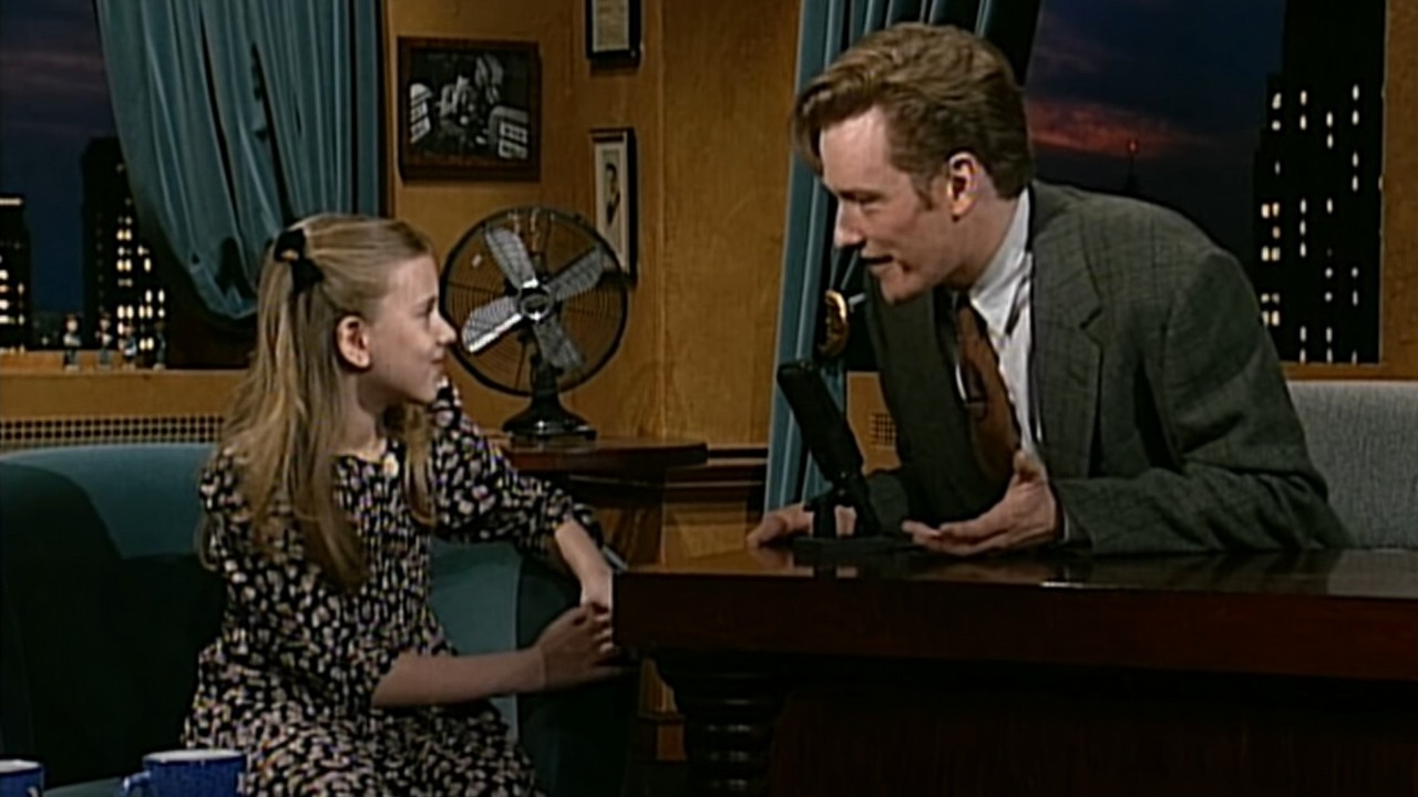 Zobacz 10-letnią Scarlett Johansson w nietypowym aktorskim skeczu u Conana.