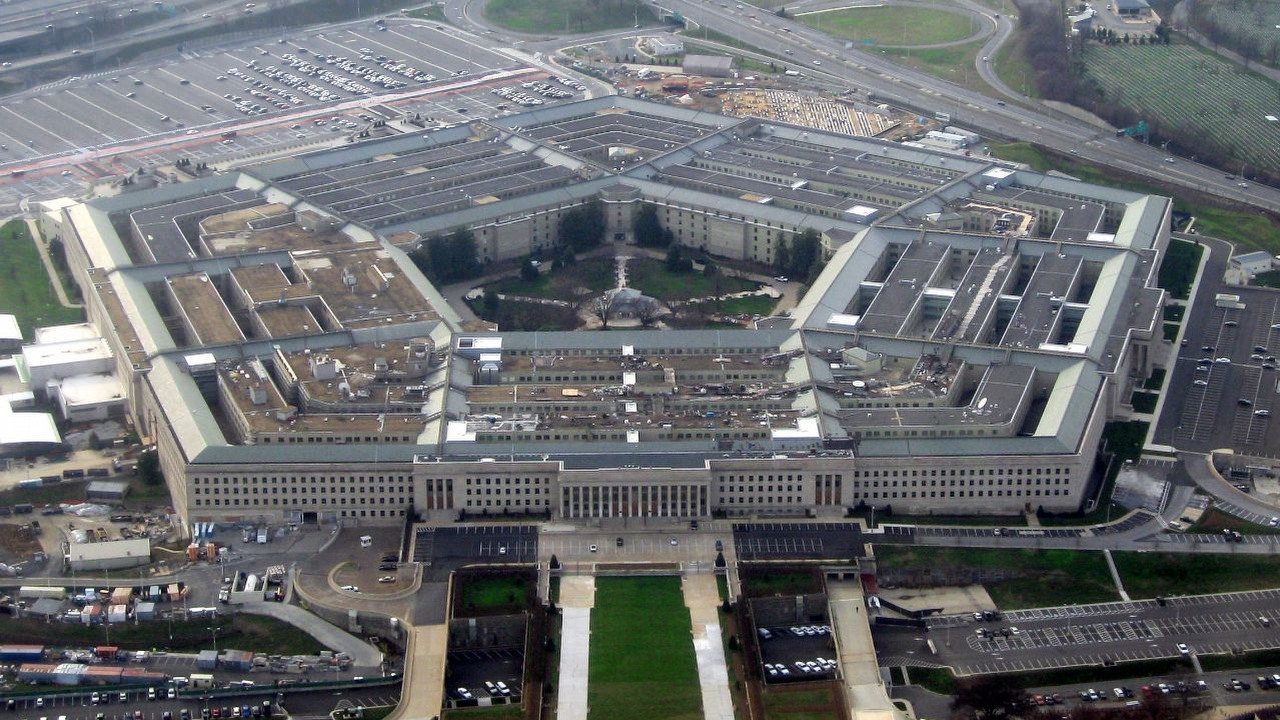 Pentagon opublikował raport o spotkaniach z UFO.