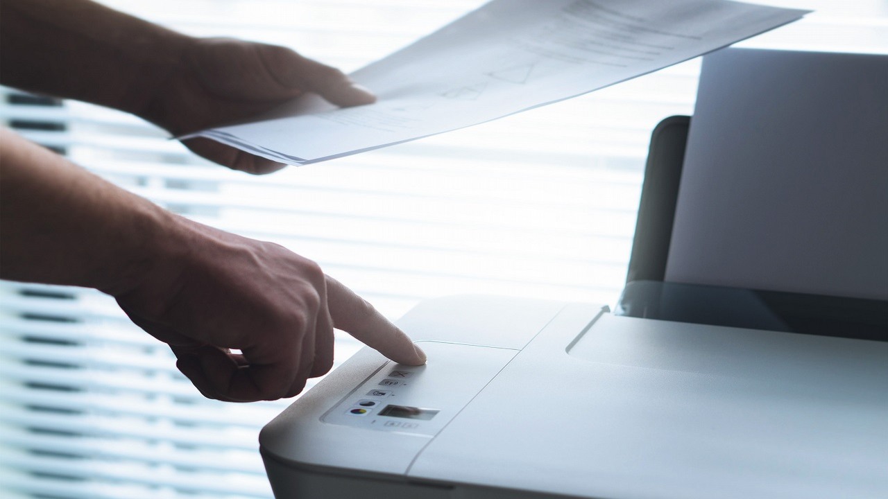 Windows 10 otrzymał awaryjny patch - naprawia PrintNightmare.