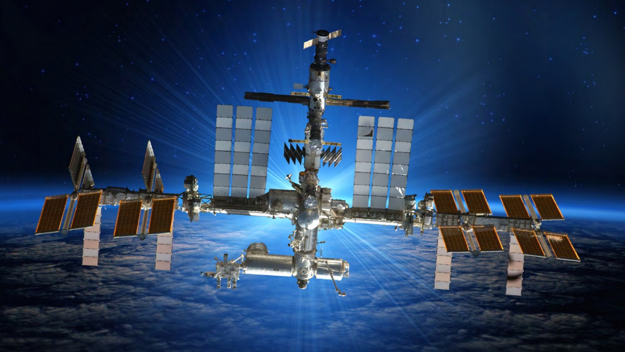 Międzynarodowa Stacja Kosmiczna ma problemy z pęknięciami i wyciekami.