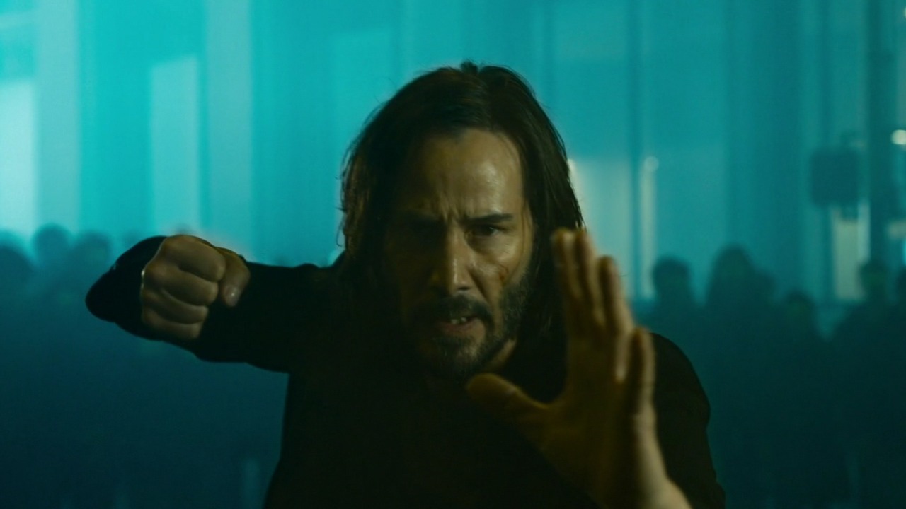 Matrix Resurrections na zwiastunie - zobacz powrót Keanu Reevesa do roli Neo.
