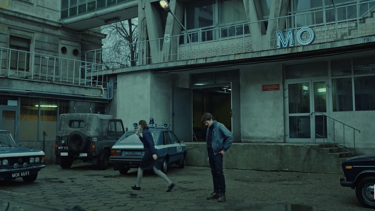Zwiastun Hiacynta, polskiego kryminału Netflixa - PRL i homoseksualizm w tle.