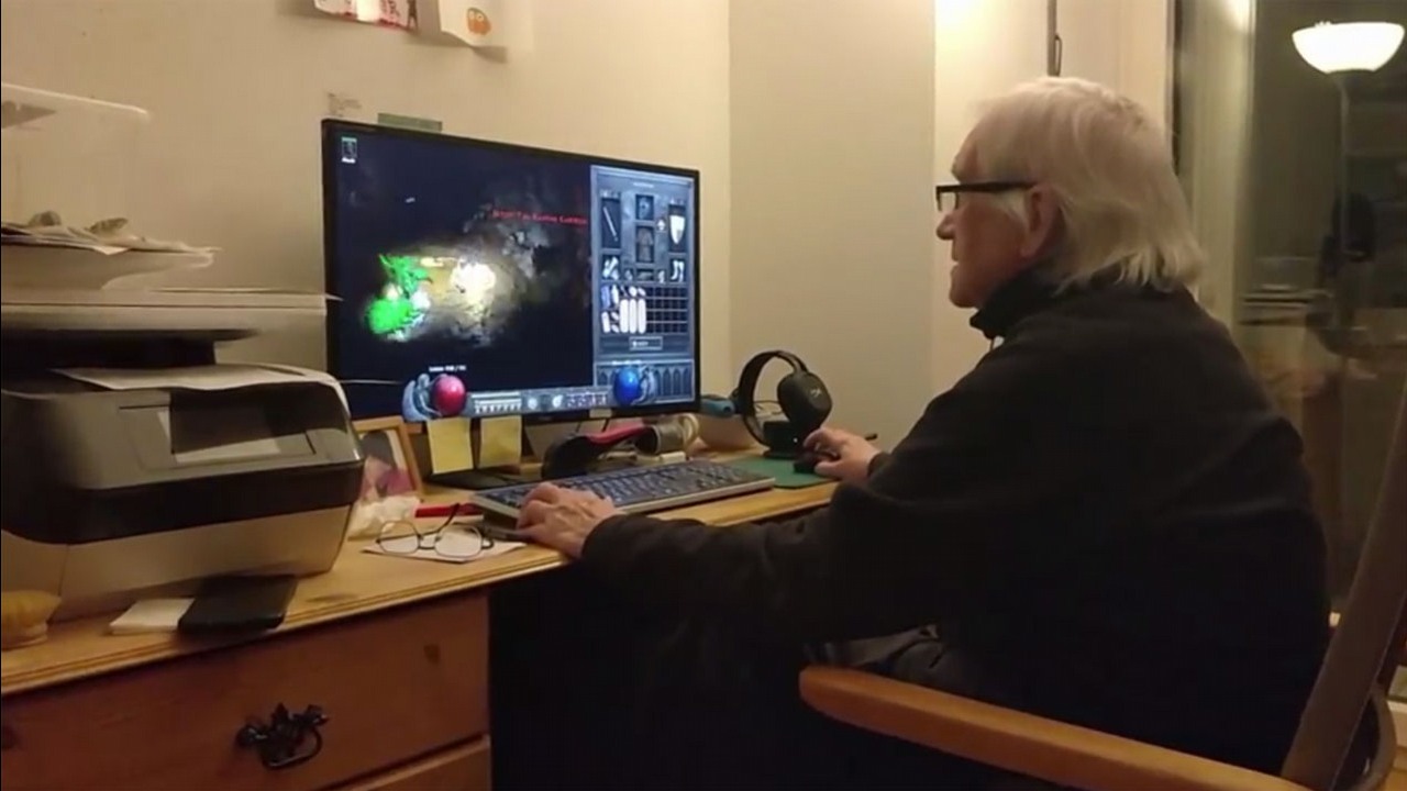 87-latek tak wymiatał w Diablo 2 Resurrected, że doznał kontuzji.