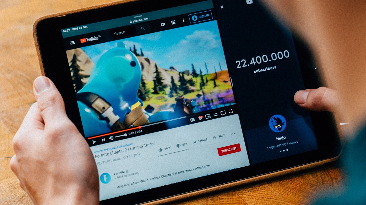 YouTube usuwa licznik łapek w dół, żeby chronić przed hejtem.