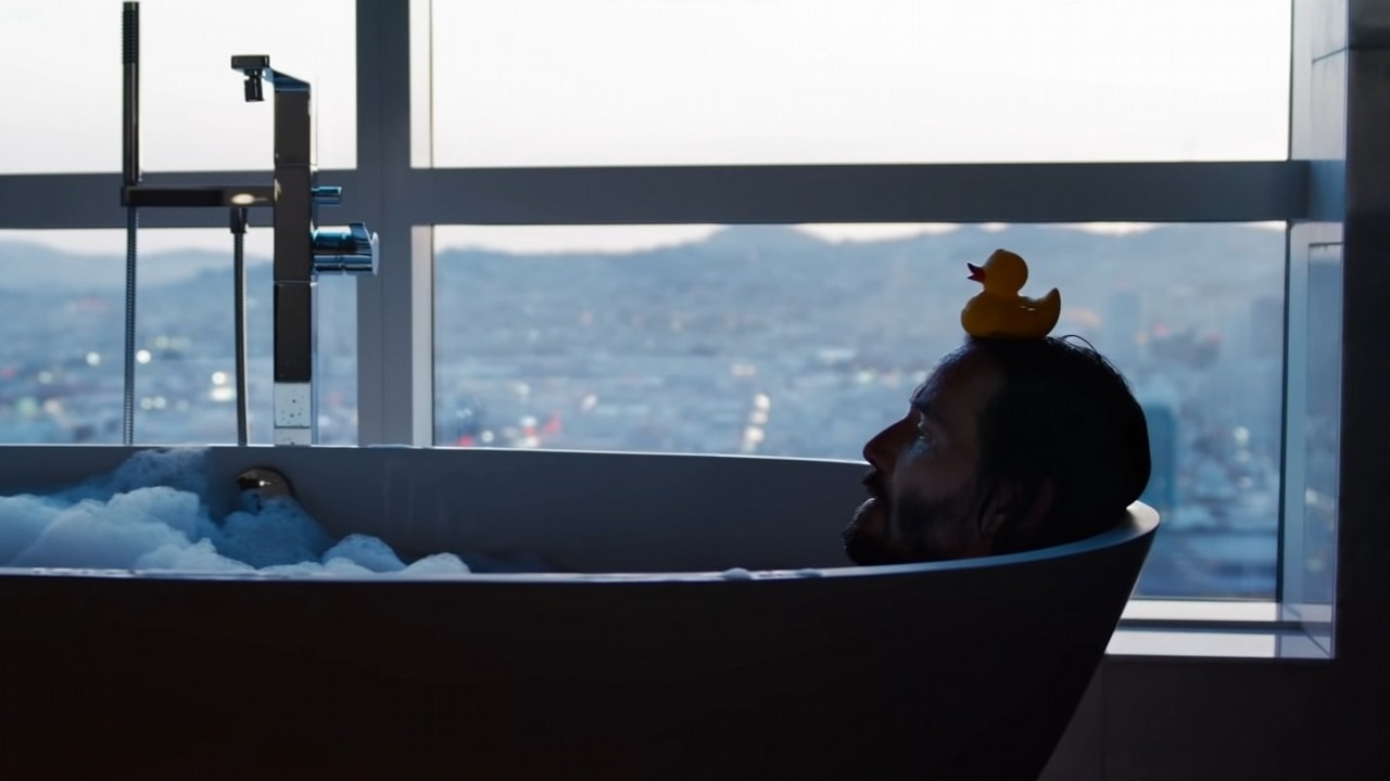 Zobacz oficjalny plakat filmu Matrix Zmartwychwstania.