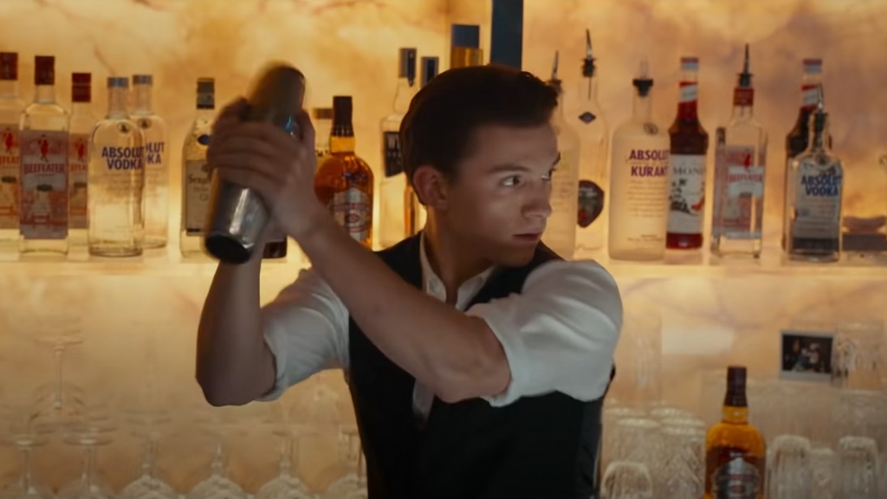 Tom Holland przygotowywał się do ekranizacji Uncharted, przesiadując w barach.