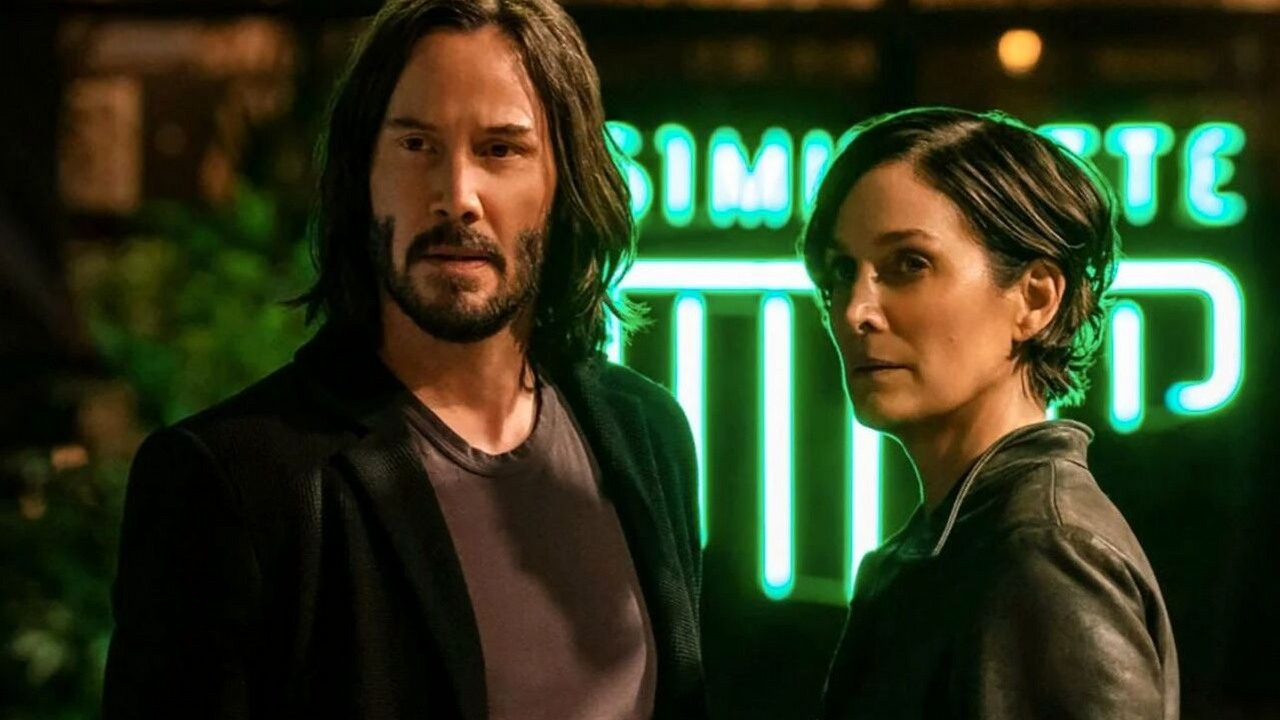 Carrie Anne Moss zdumiona, w jaki sposób Neo i Trinity wracają w Matrix 4.