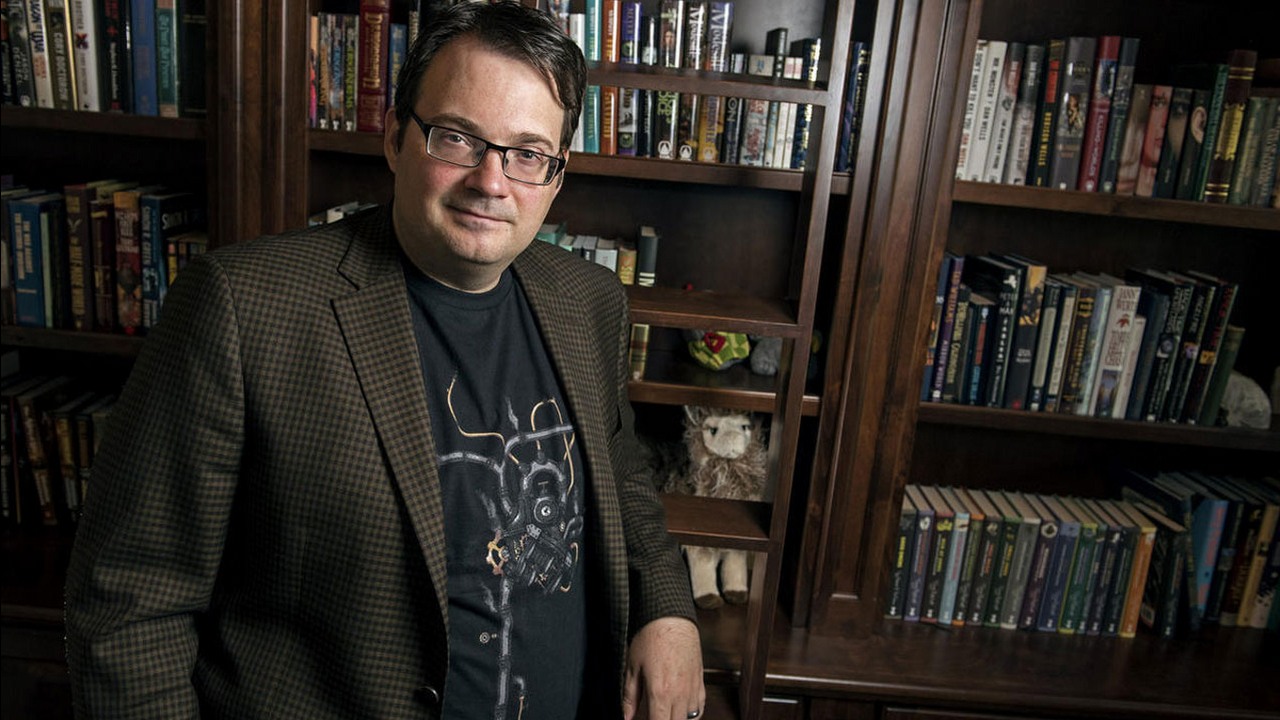 Brandon Sanderson współtworzy grę.
