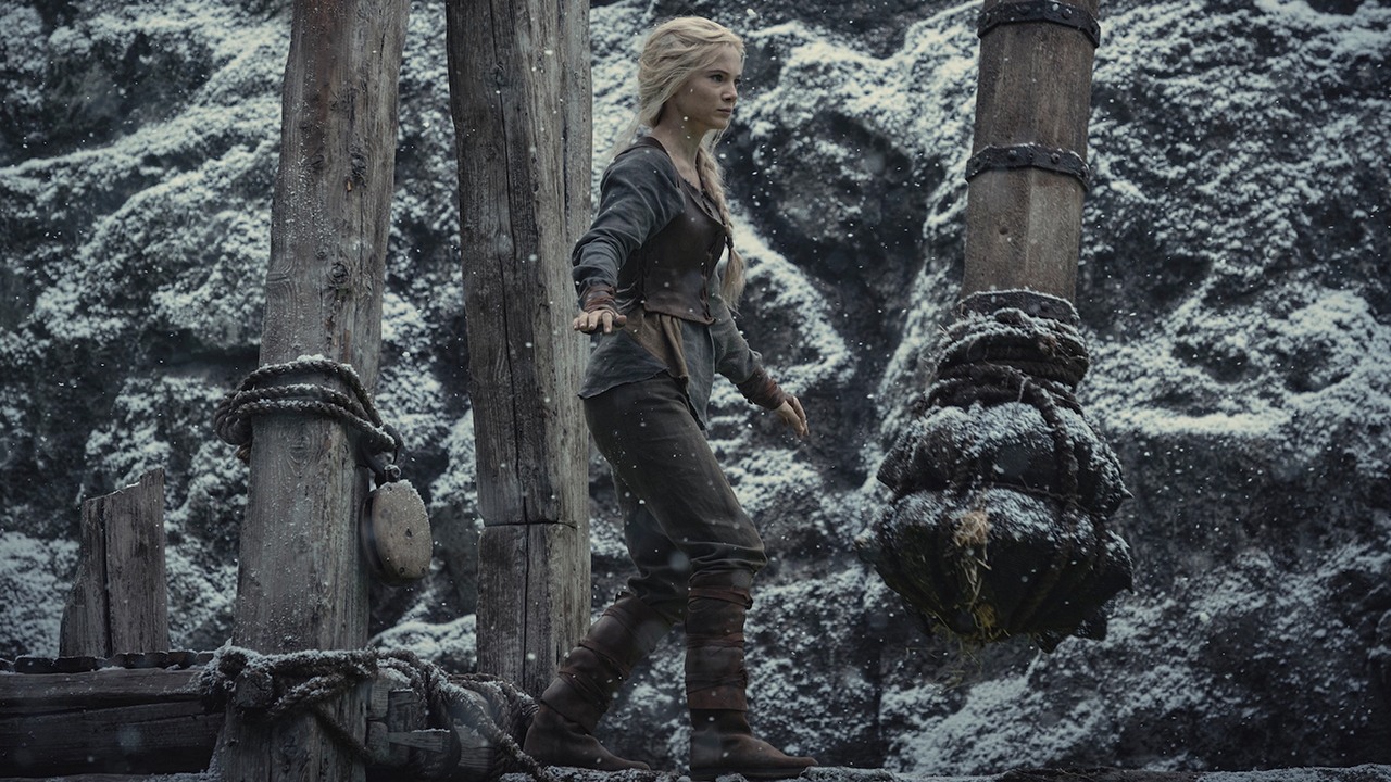 2. sezon Wiedźmina wymagał od Freyi Allan ciężkiego treningu. Zobacz jej przygotowania do roli.