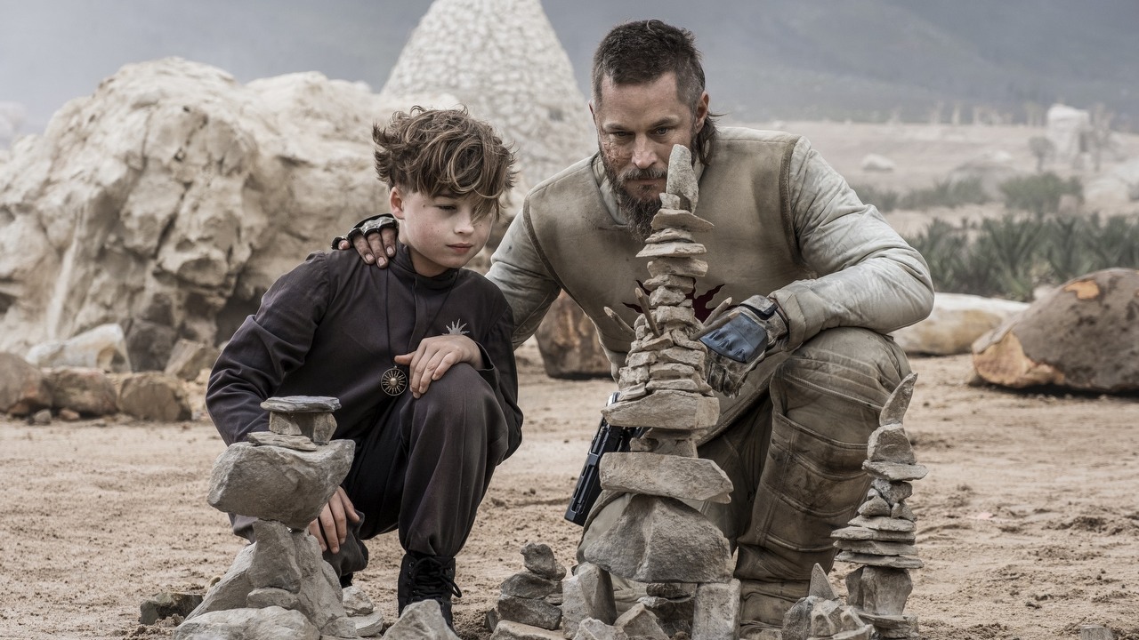 Jaki jest plan na dalszą historię Raised by Wolves? Showrunner odpowiada.