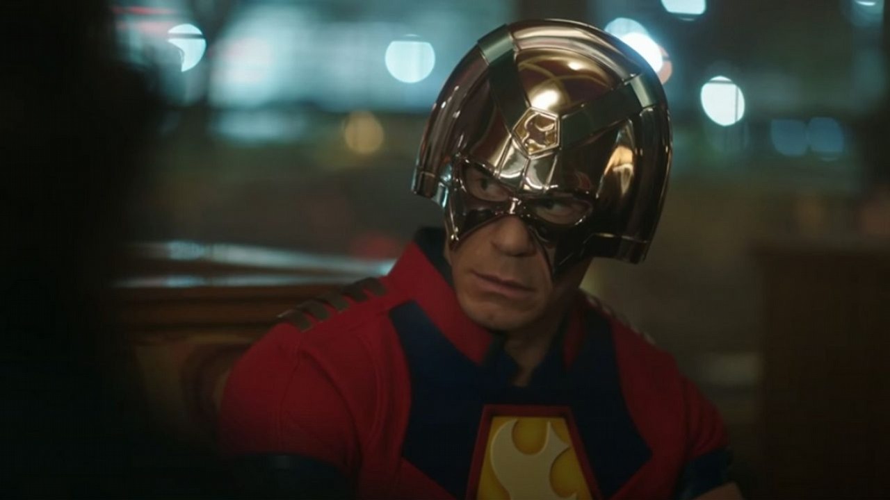 James Gunn potwierdza biseksualizm Peacemakera. Pomysł podsunął John Cena.