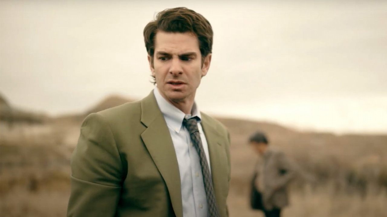 Andrew Garfield w roli detektywa na zwiastunie Under the Banner of Heaven.