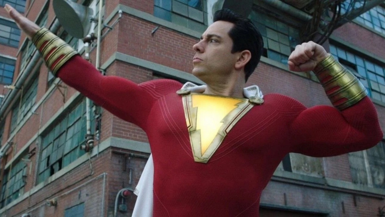 Flash i Aquaman nie powrócą w 2022 roku; Warner Bros przetasowuje premiery.