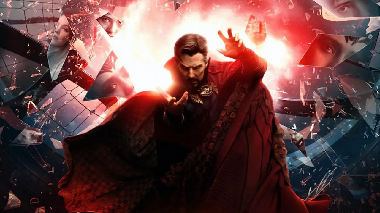 Sam Raimi reżyserujący Doctora Strange'a 2 to dobra nowina zdaniem producenta Marvela.