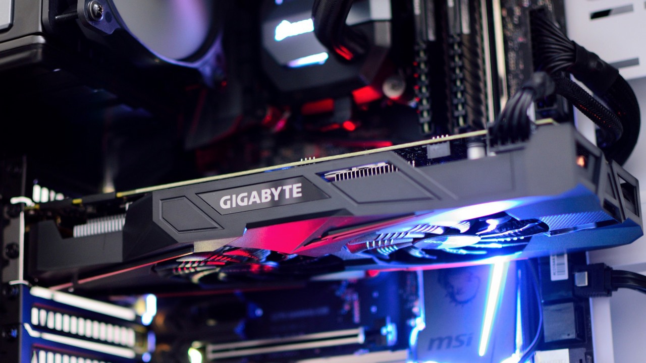 RTX 3080 dużo tańszy, mocne karty graficzne schodzą z cen.