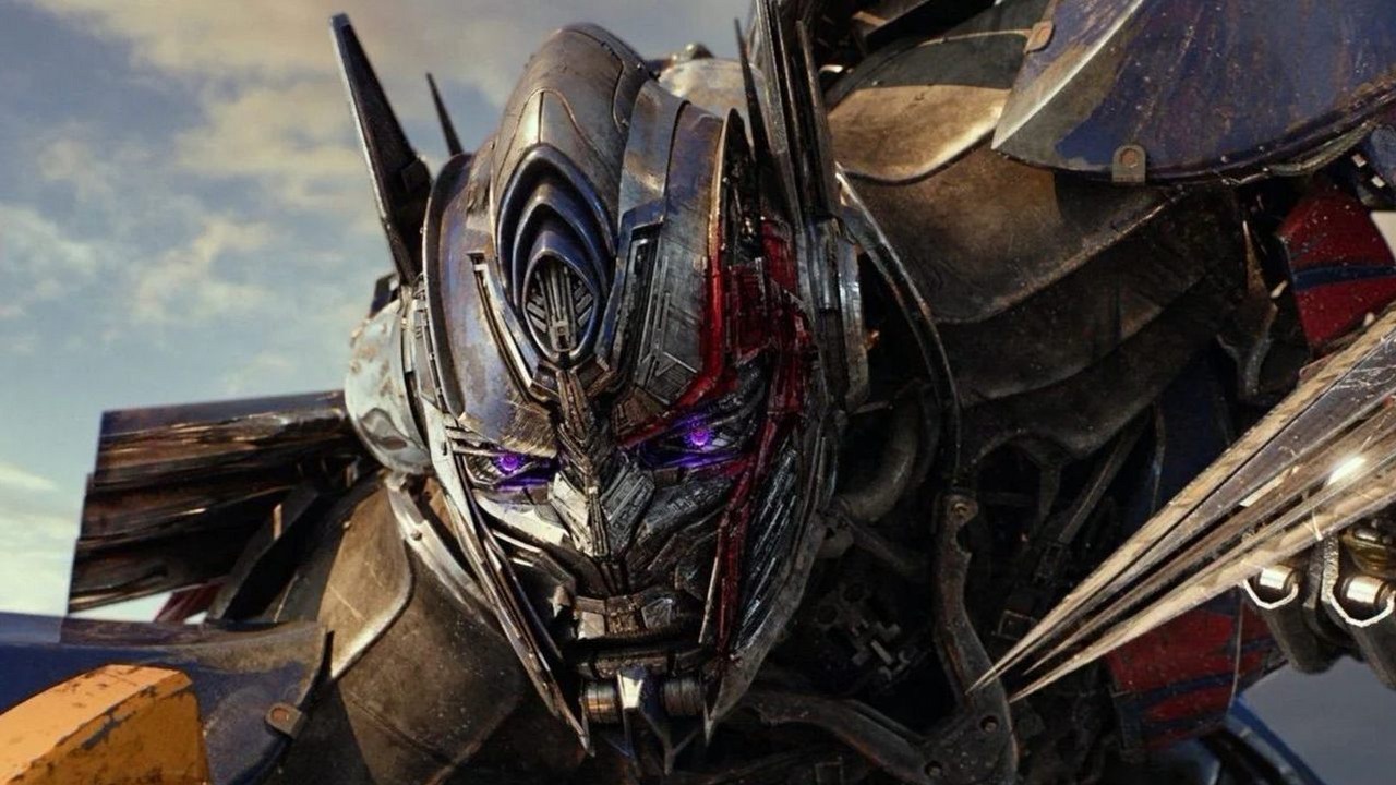 Spielberg prosił Michaela Baya, żeby szybciej skończył z Transformers.
