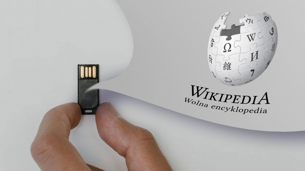 Jak dużego pendrive'a potrzeba, żeby pobrać Wikipedię?.