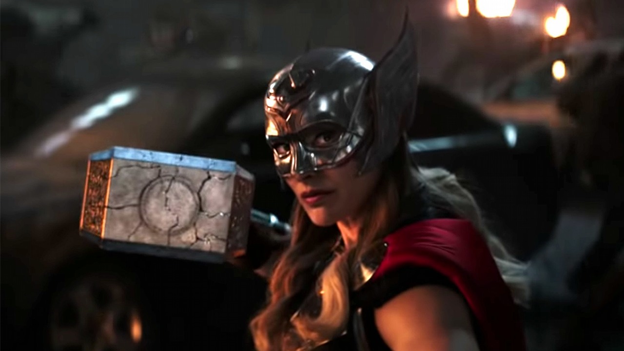 Thor: Love and Thunder nie ucieka od poważnych tematów.