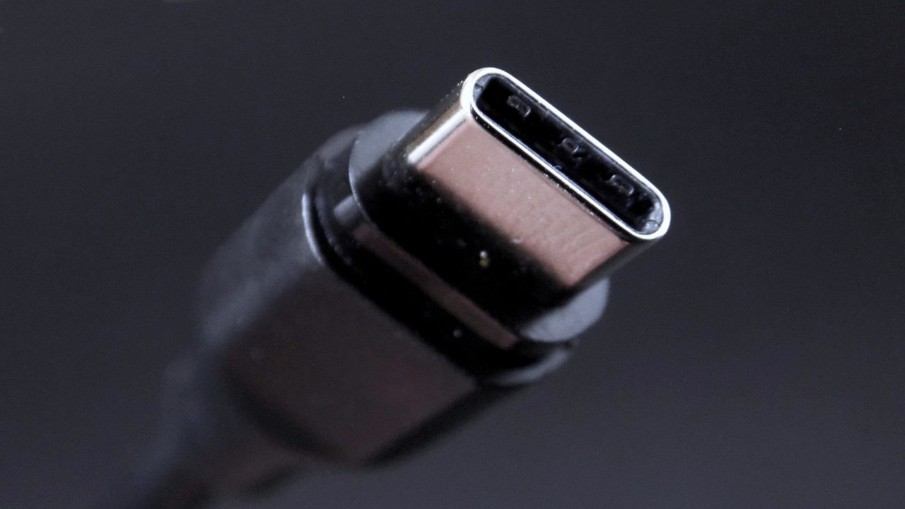 Jeden kabel, by wszystko podłączyć - europarlament zdecydował.