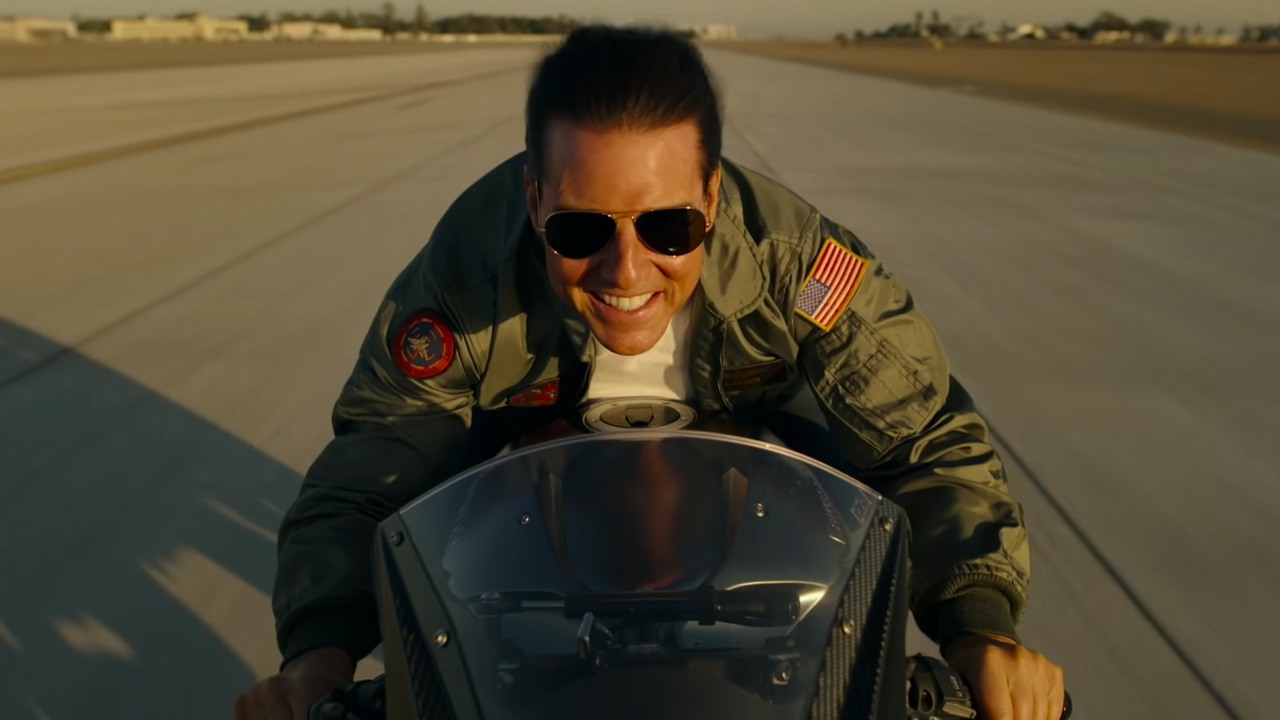 Top Gun: Maverick zachwyca; według opinii to idealny blockbuster.