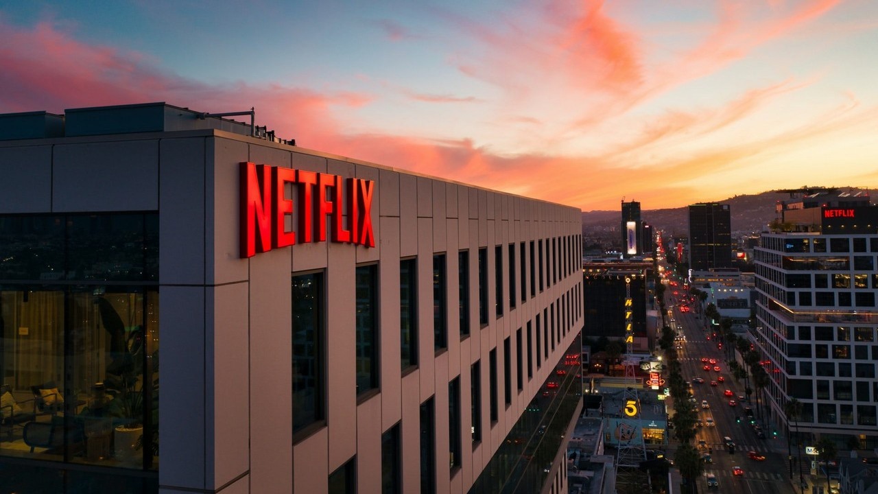 Netflix zwalnia 150 pracowników, a przyszłość nie wygląda lepiej.