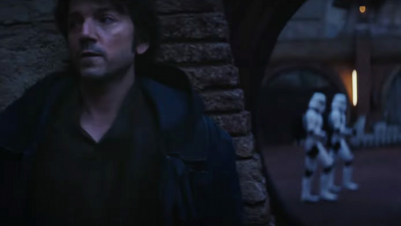 Star Wars: Andor na pierwszym zwiastunie ujawniającym datę premiery.