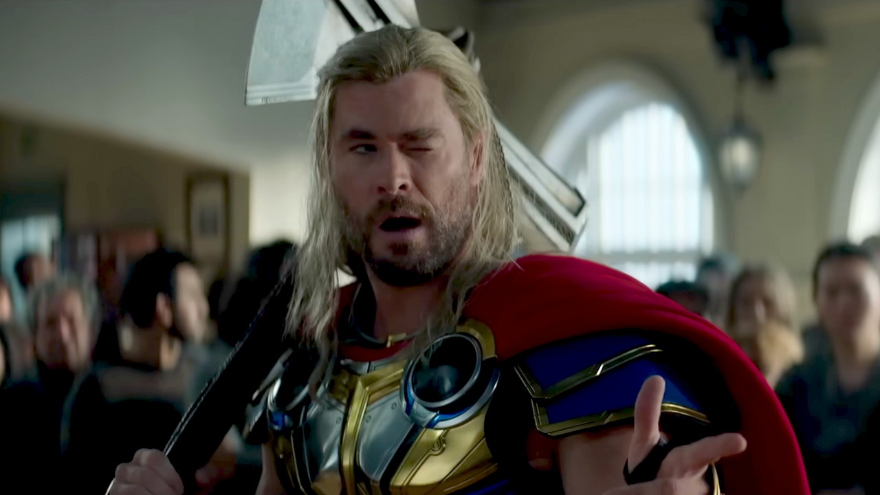 Chris Hemsworth wróci do Thora? Kevin Feige jest podekscytowany jego przyszłością w Marvelu.