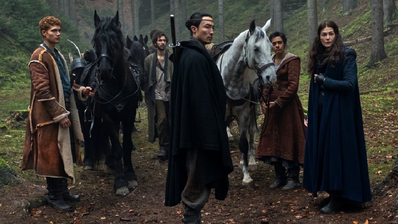Wheel of Time wróci z 3. sezonem - twórcy zapowiadają jeszcze przed premierą 2. sezonu.