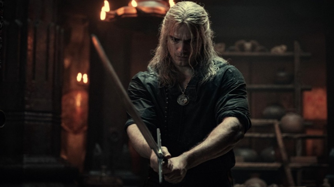 Henry Cavill wraca na plan Wiedźmina.