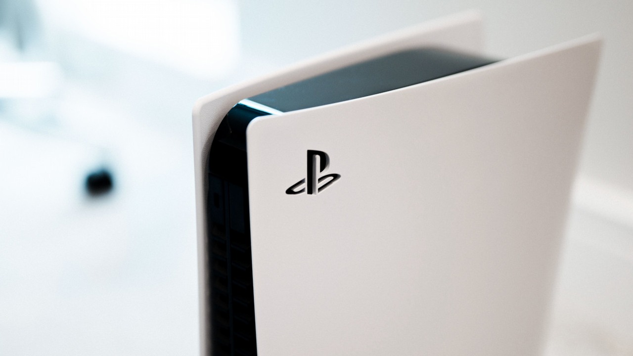 Sony odchudza PS5 - nowy model jest lżejszy.