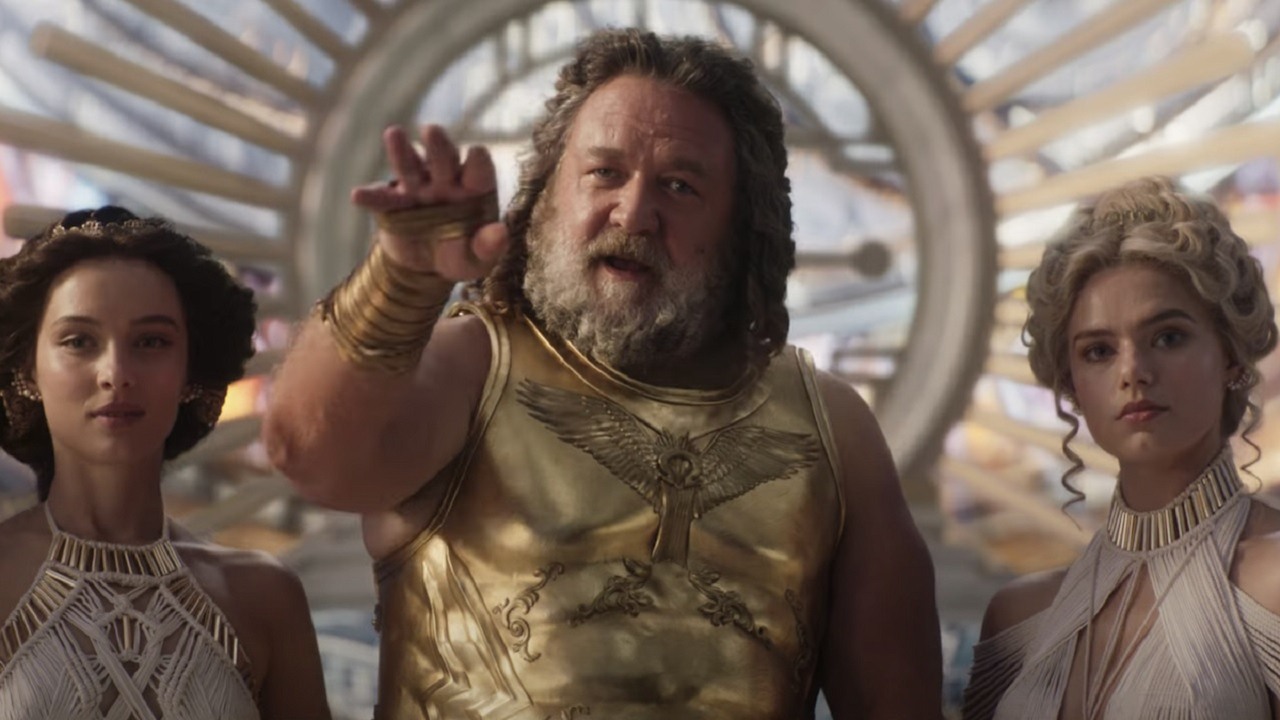 Usunięta scena z Thor: Miłość i grom pokazuje, że wątek Zeusa mógł wyglądać inaczej.