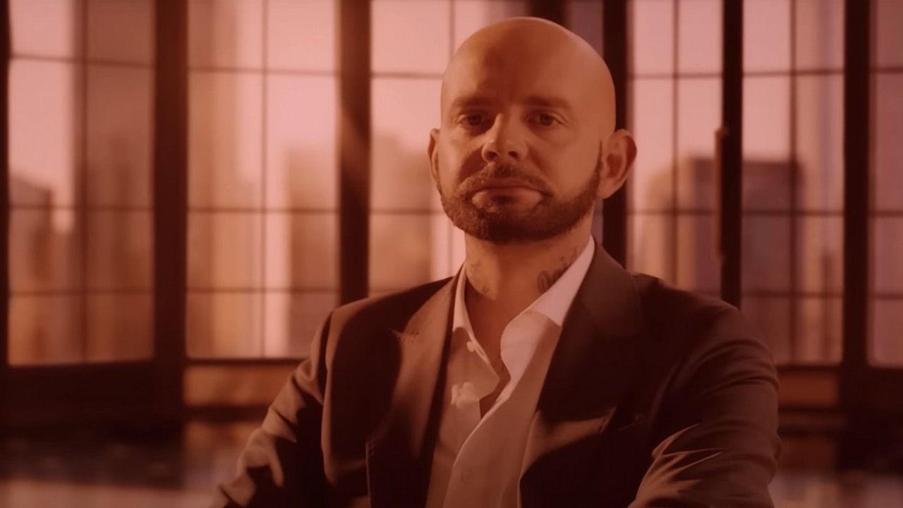 Niewidzialna wojna na nowym zwiastunie; Patryk Vega opowie „całą prawdę” o sobie.
